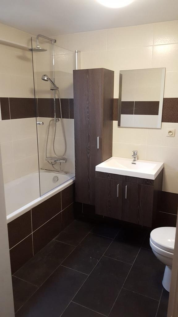 Beau duplex renové a louer 2 ch a LE ROUX, Immo, 50 m² ou plus, Namur (ville)