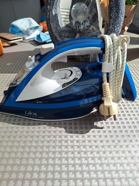 Calor turbopro anti-calc strijkijzer, Elektronische apparatuur, Ophalen, Zo goed als nieuw