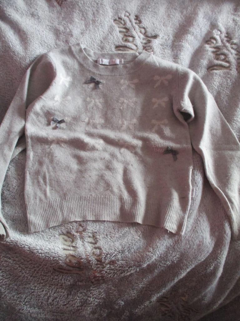 grijze trui met strikjes Blue Bay maat 116, Kinderen en Baby's, Meisje, Trui of Vest, Ophalen of Verzenden, Zo goed als nieuw