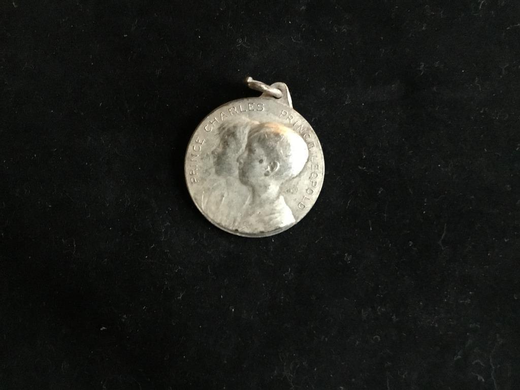 zilver hangertje Prins Karel en Prins Leopold, Verzenden, Gebruikt, Overige typen