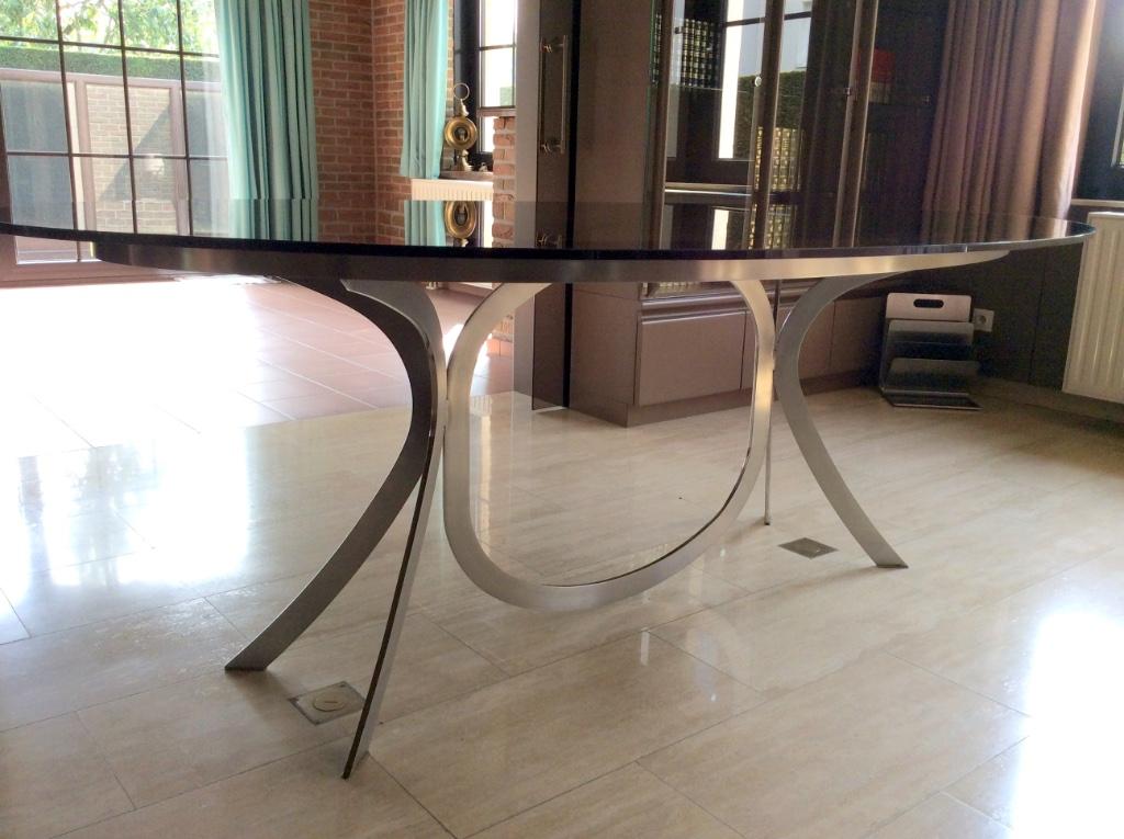 Xavier Feal - Table - Acier inoxydable, 100 à 150 cm, Enlèvement, Utilisé, Ovale