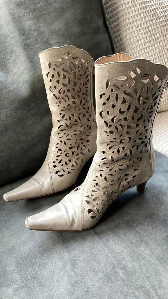 Prachtige kantlederen laarzen beige, Beige, Enlèvement, Boots et Botinnes, Porté