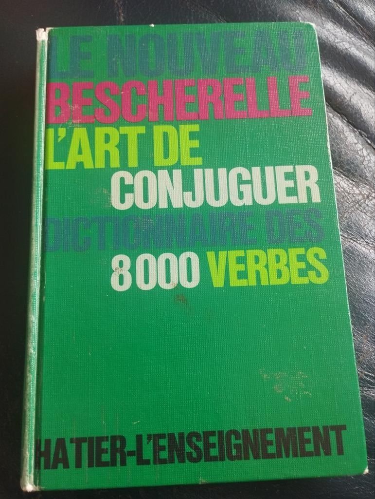 Bescherelle Conjugaison, Ophalen of Verzenden, Zo goed als nieuw