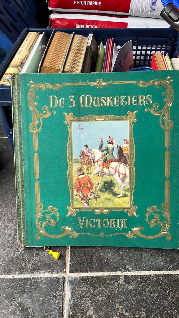 De 3 musketiers, Ophalen, Zo goed als nieuw