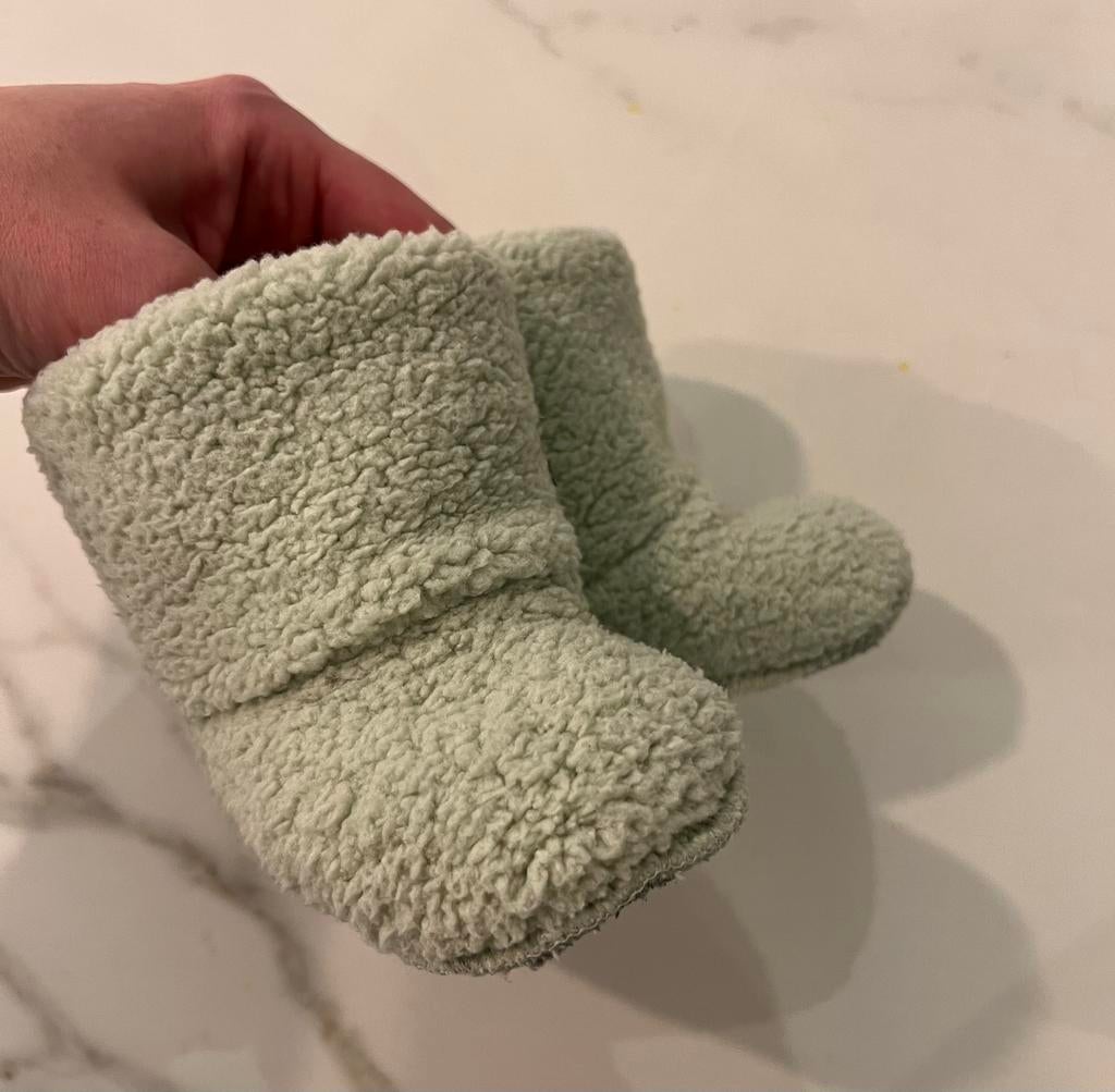 Woody pantoffels baby, Kinderen en Baby's, Ophalen, Slofjes, Jongetje of Meisje, Nieuw