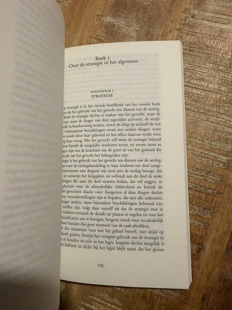 Over de oorlog - Carl von Clausewitz, Ophalen of Verzenden, Zo goed als nieuw, Carl von Clausewitz, Voor 1940