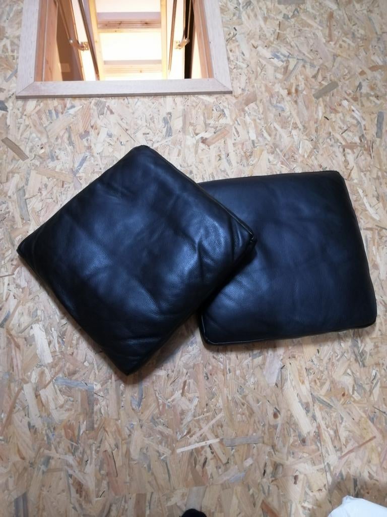 Te koop, Huis en Inrichting, Woonaccessoires | Kussens, Ophalen, Zwart