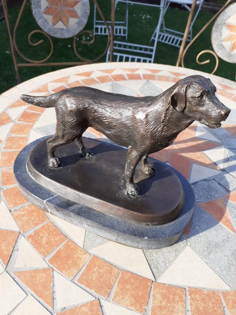 SUPERBE LABRADOR EN BRONZE SUR SOCLE MARBRE, Enlèvement ou Envoi, Bronze