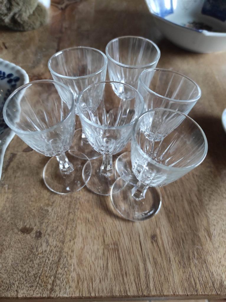 6 vintage druppelglazen, Ophalen of Verzenden, Zo goed als nieuw, Borrel- of Shotglas