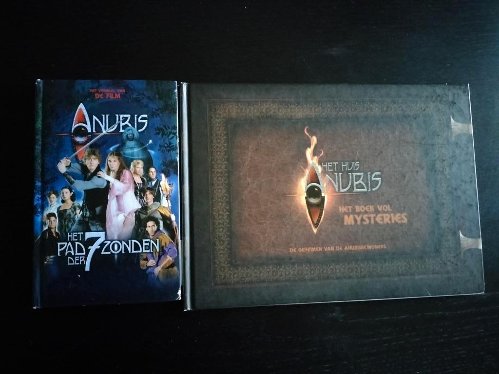 Het huis Anubis: Het pad der 7 zonden-Het boek vol mysteries, Ophalen of Verzenden, Gelezen