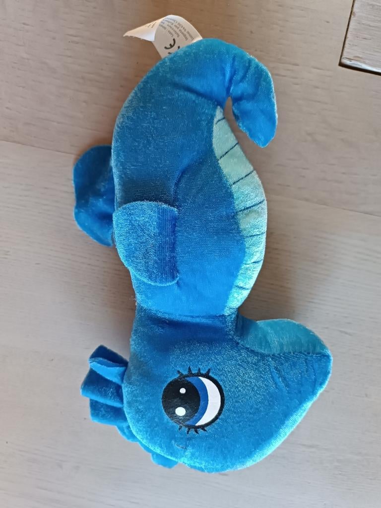 Kleine blauwe knuffel met zeepaardje, Ophalen of Verzenden