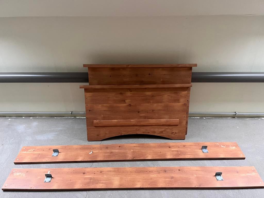 1 persoonsbed (lattenbodem apart nog te voorzien), Ophalen, Gebruikt, 90 cm, Eenpersoons