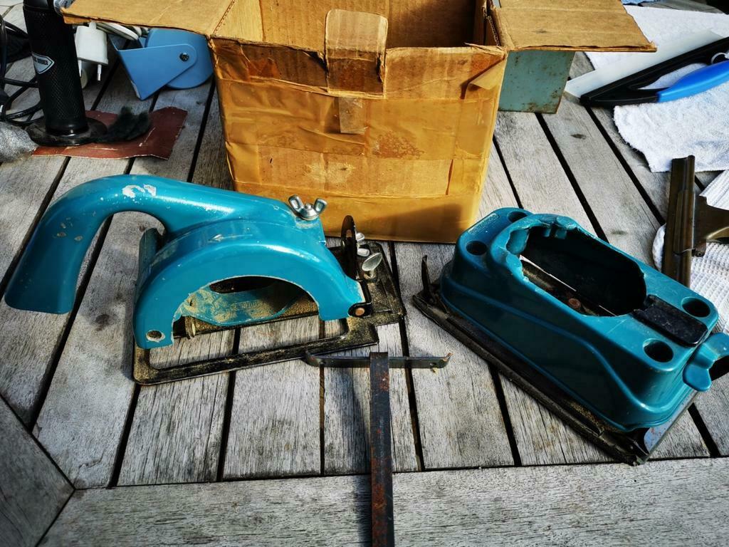 Passe-temps de ponceuse et de scie circulaire Black & Decker, Bricolage & Construction, Outillage | Scies mécaniques, Enlèvement ou Envoi