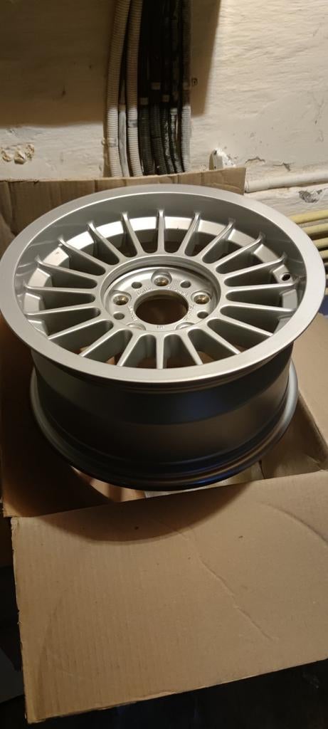 bmw e12-e23-e24-e28-e36 4 nieuwe alpina velgen 7,5x15, Ophalen, 15 inch, Velg(en), Nieuw