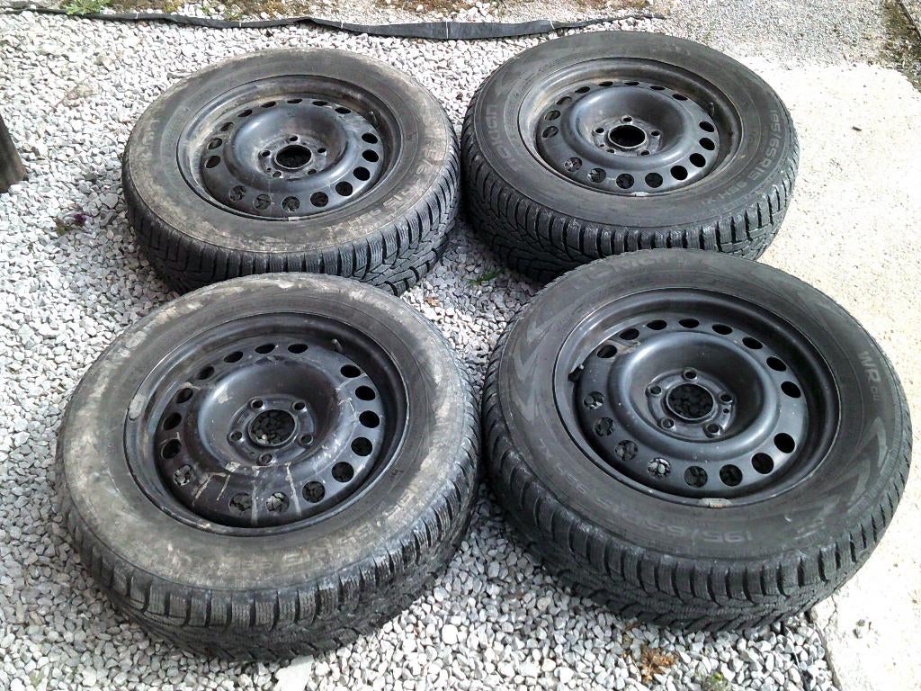 a vendre jantes + pneus hiver, 15 pouces, Pneus et Jantes, Pneus hiver, Véhicule de tourisme