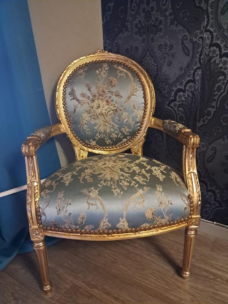 Fauteuils Cabriolet médaillon 2, Ophalen