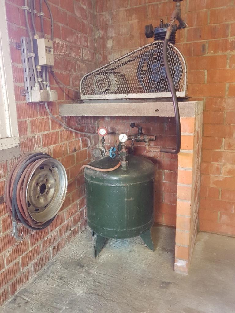 grote compressor, 100 liter of meer, Ophalen, Gebruikt, 6 tot 10 bar
