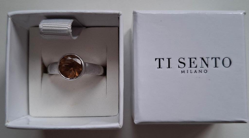 Zilveren ring 925 'TI SENTO' (als nieuw), Handtassen en Accessoires, Ringen, Bruin, Verzenden, Zo goed als nieuw, 17 tot 18