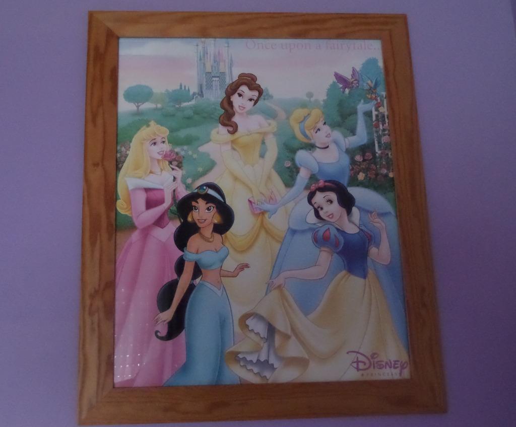 Houten kader met poster van Disney-prinsessen, Ophalen, Zo goed als nieuw, Wanddecoratie