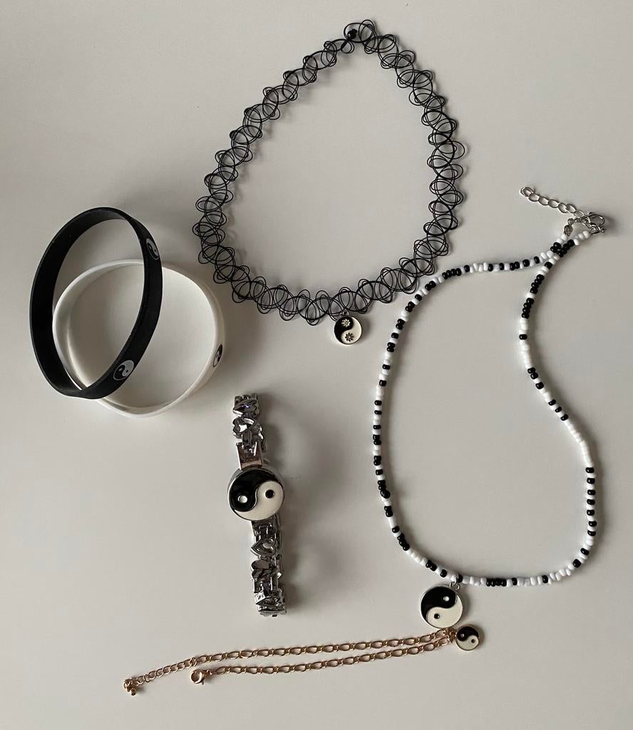 Bijoux yin yang fantaisie, Ophalen, Nieuw