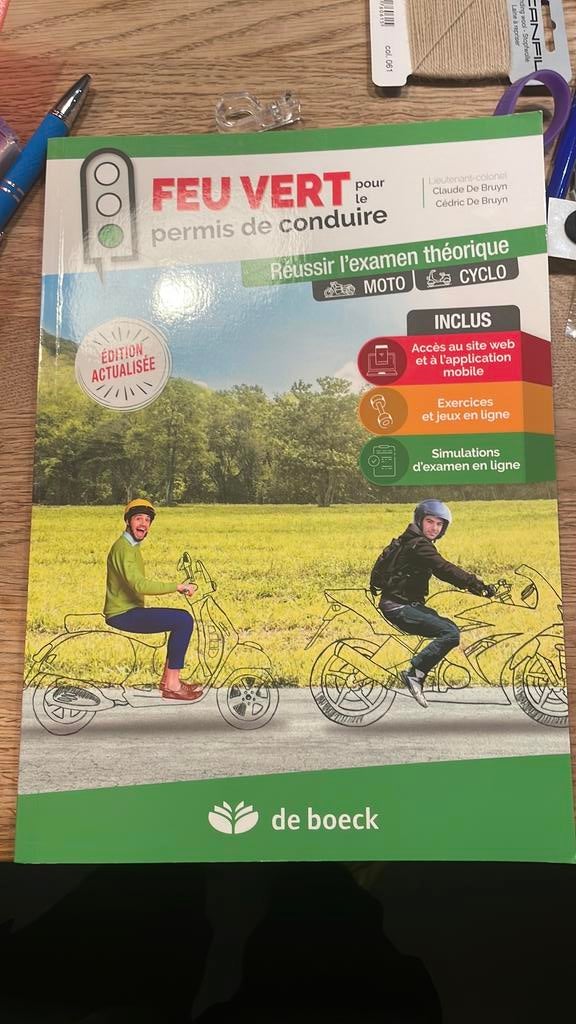 Feu vert pour le permis de conduire moto et cyclo, Enlèvement ou Envoi, Comme neuf