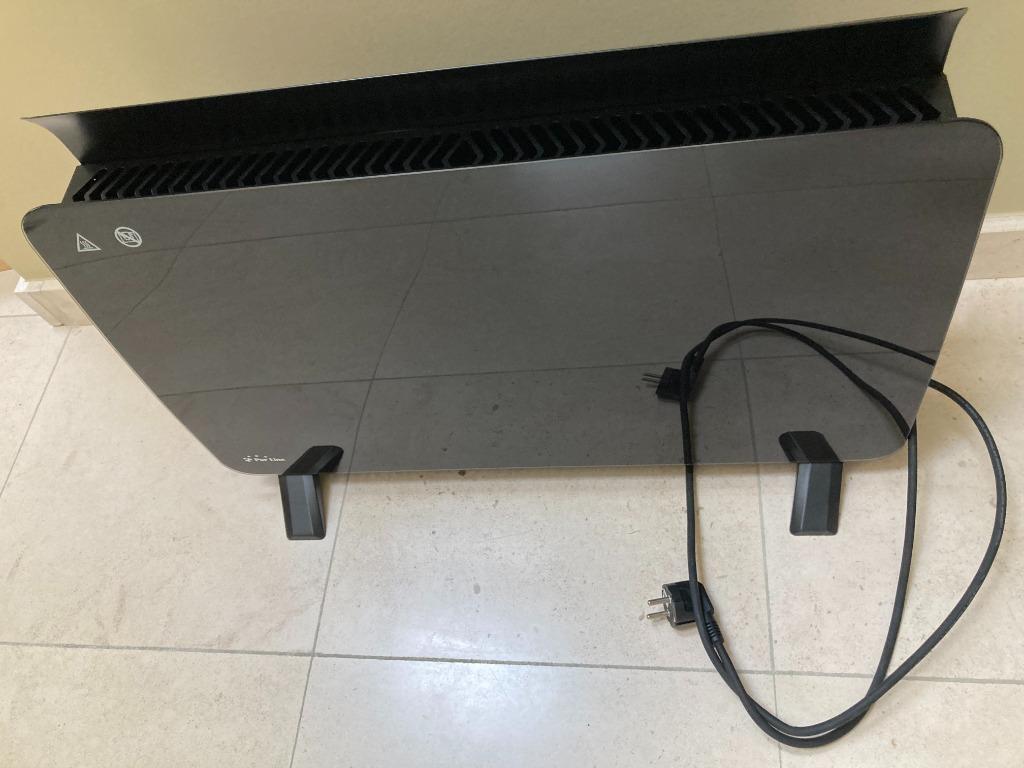 Zwarte elektrische radiator 1500W, ideaal om bij te verwarm, Ophalen, Zo goed als nieuw