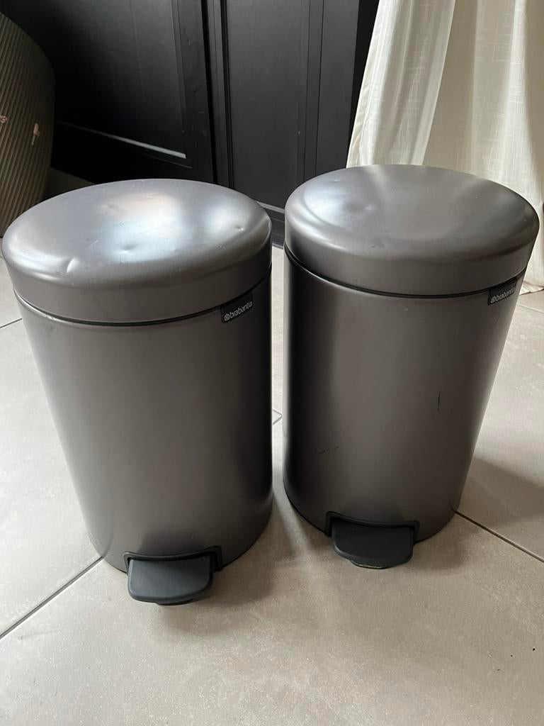 Pedaalemmer Brabantia (grijs, 12L), Ophalen, Gebruikt, Met pedaal, Metaal
