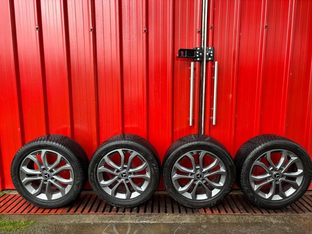 Quatre jantes en alu  Mercedes avec pneus hiver, Ophalen, Gebruikt, Banden en Velgen, 17 inch