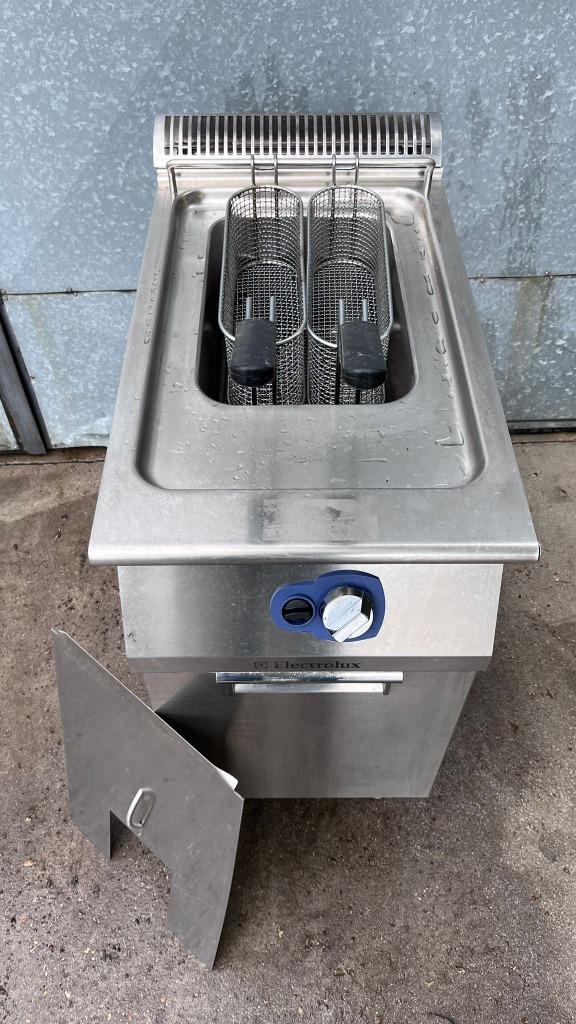 Electrolux Professionele Friteuse 2x7L , IPX4, RVS, Elektronische apparatuur, Frituurpannen, 4 liter of meer, Ophalen, Gebruikt