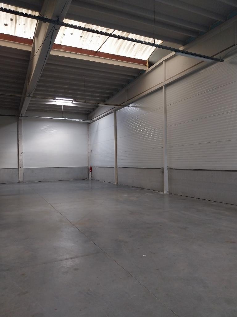 Unit te huur, 288 m², Huur, Bedrijfsruimte