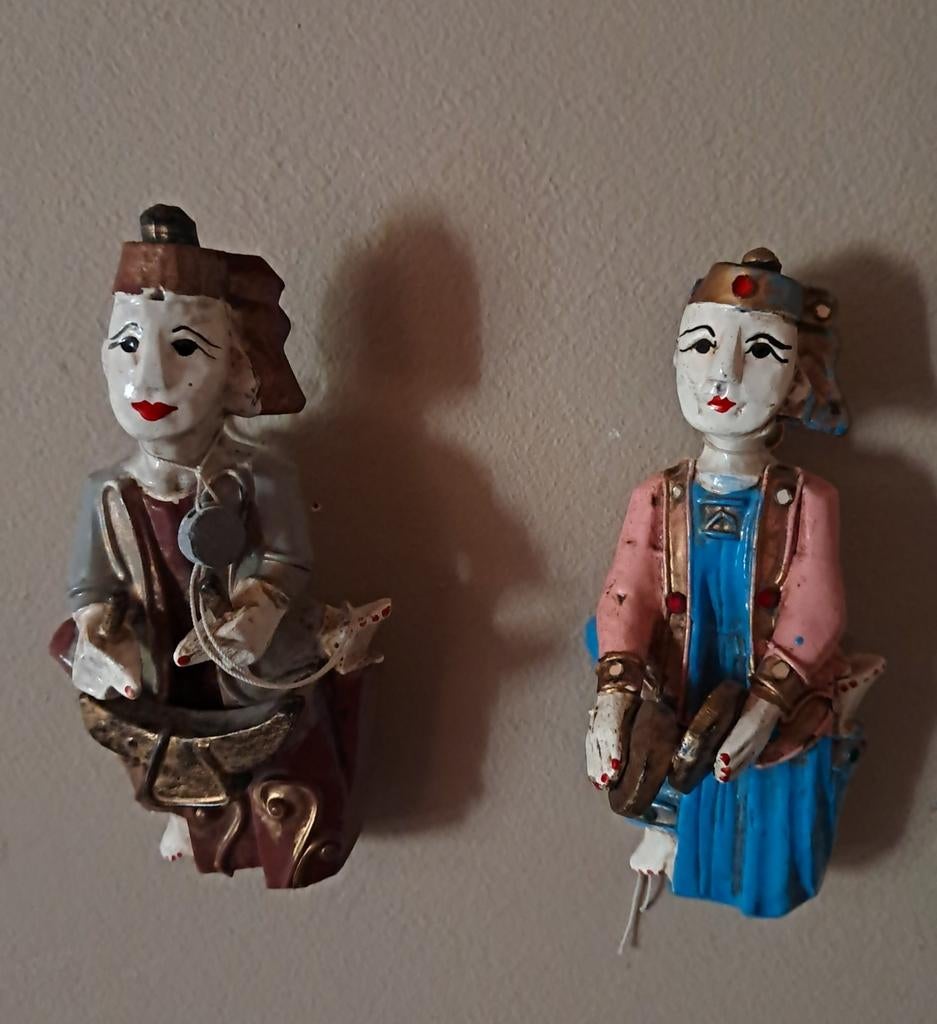 Koppel  handgemaakte  houten hangpoppen, Antiek en Kunst, Ophalen of Verzenden