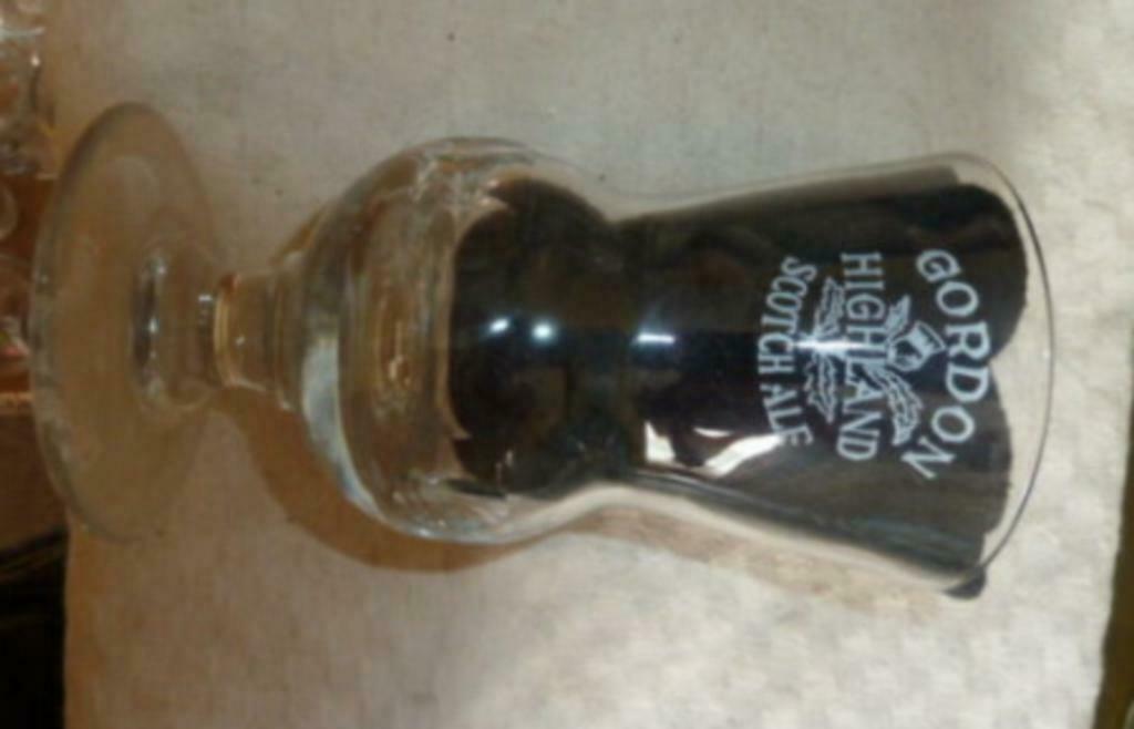#I bier glas GORDON HIGHLAND SCOTCH ALE John Martin - Genval, Collections, Verres & Petits Verres, Neuf, Verre à bière, Enlèvement ou Envoi