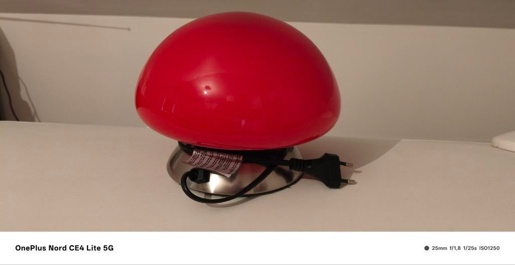 Mushroom lamp, Enlèvement
