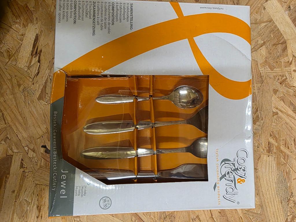 Bestek cosy en trendy, Ophalen, Nieuw
