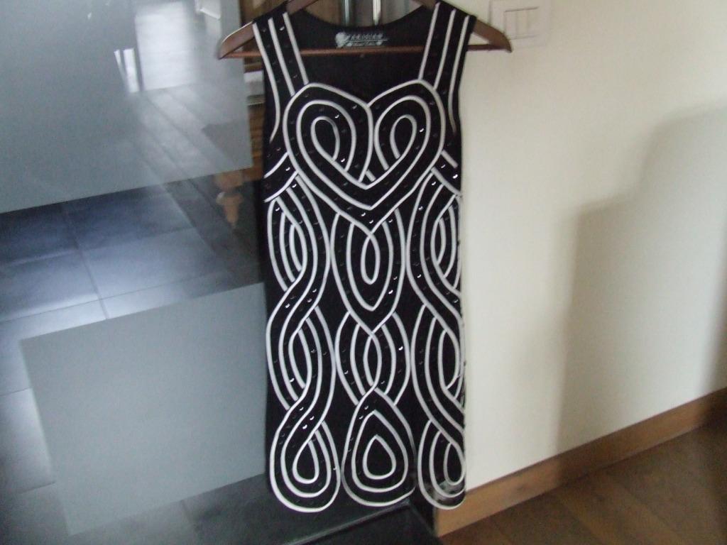 Magnifique robe de cocktail festive taille 36, Neuf, Enlèvement ou Envoi, Taille 36 (S), Robe de cocktail