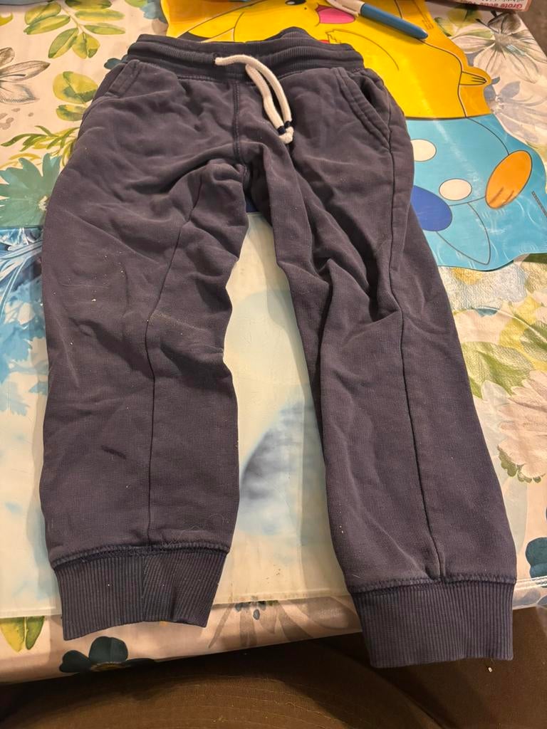 Een lange jongens broek maat 110, Ophalen of Verzenden, Zo goed als nieuw, Jongen, Broek