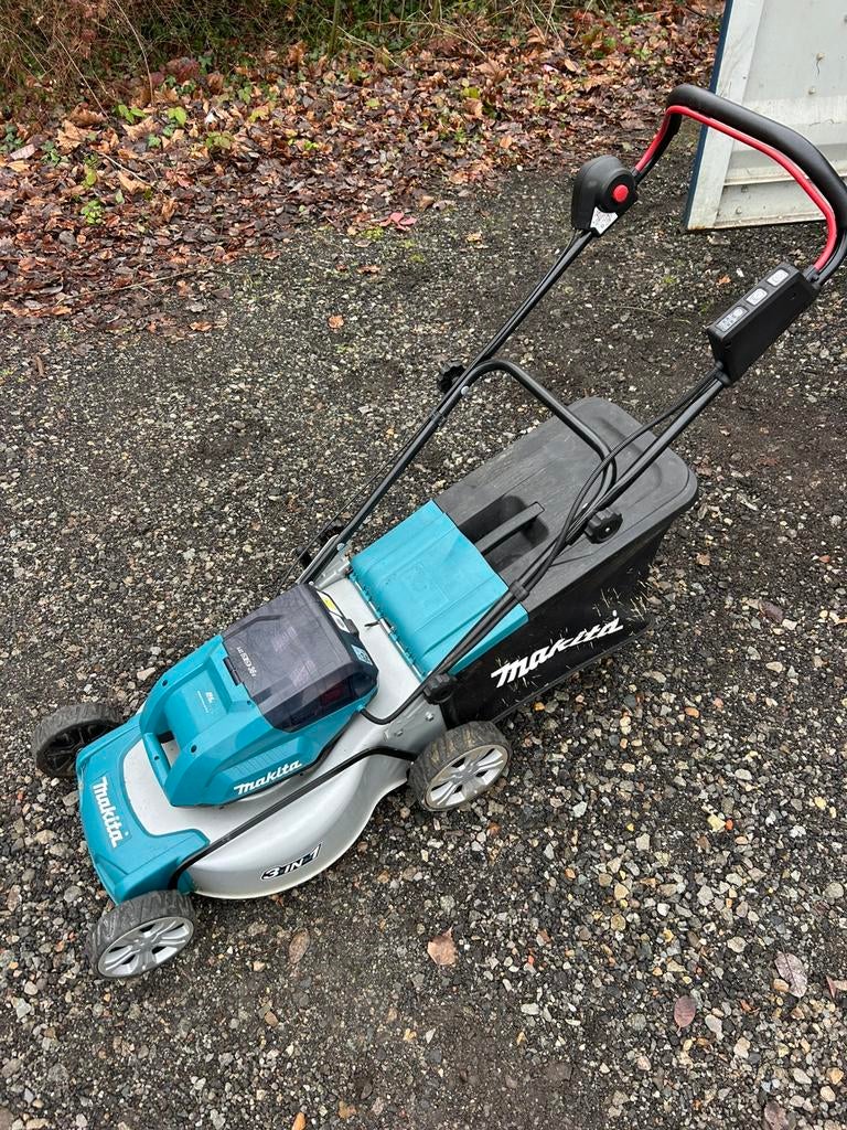 Makita lxt 36v, Ophalen, Zo goed als nieuw