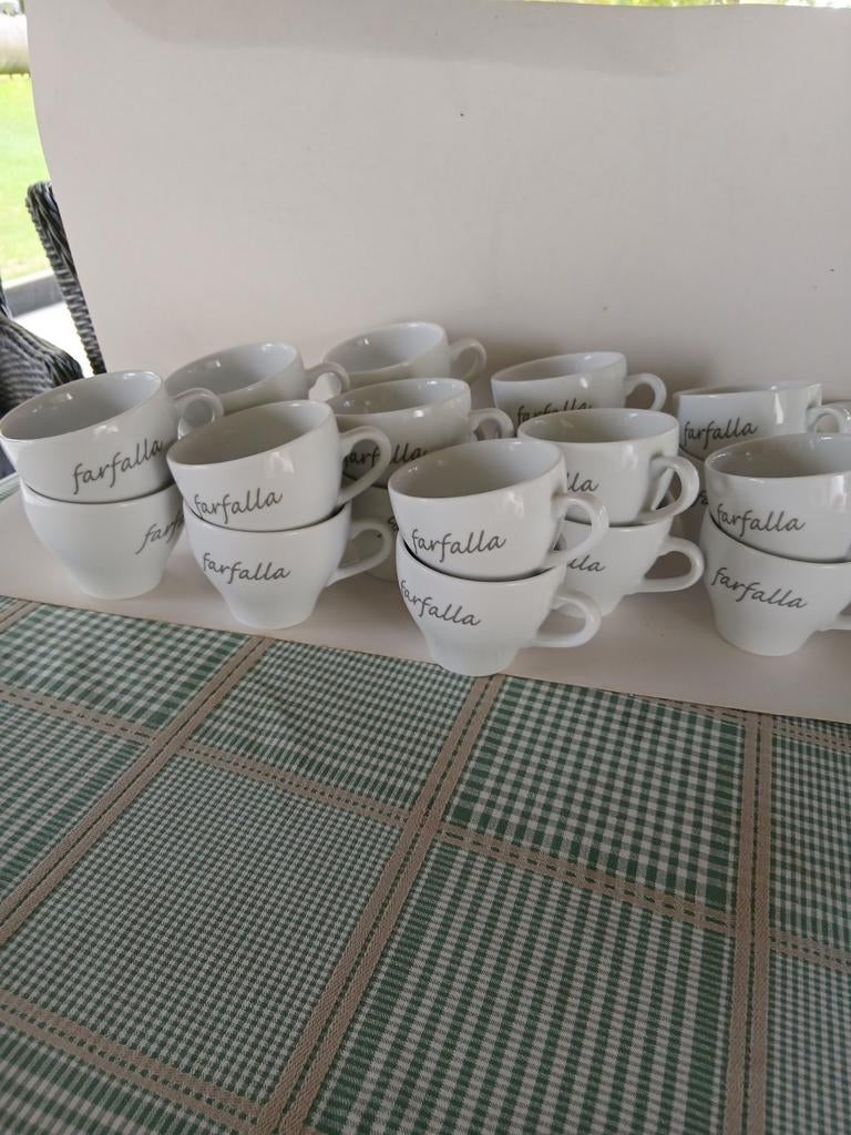 20 koffiekopjes, Huis en Inrichting, Ophalen of Verzenden, Zo goed als nieuw