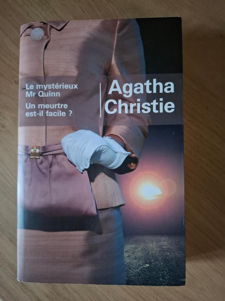 Boek 2 verhalen van Agatha Christie, Verzenden, Gelezen, Agatha Christie