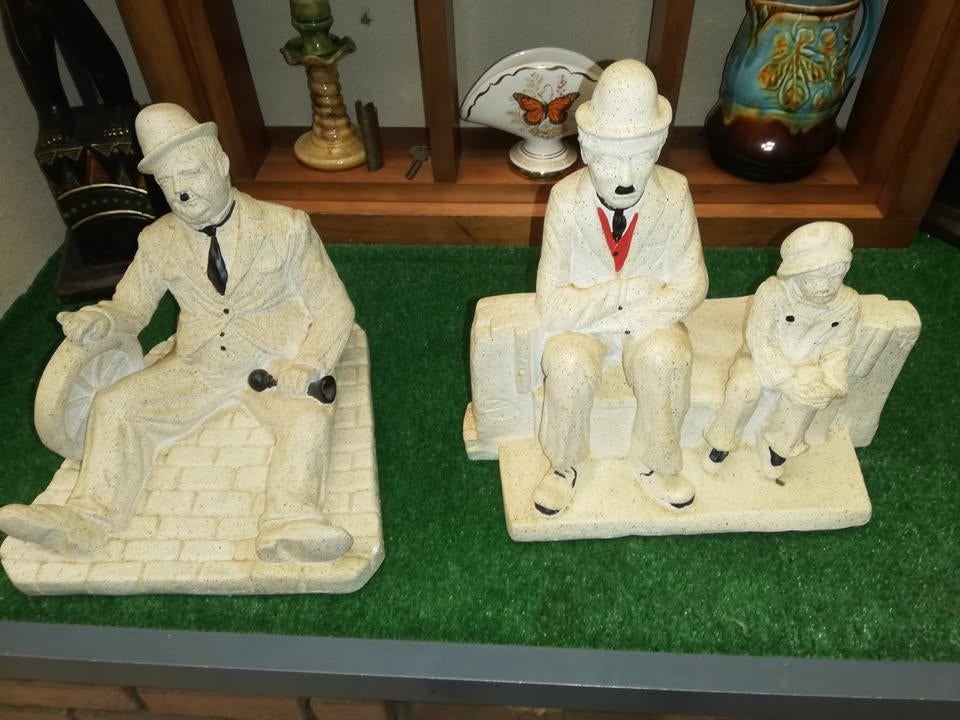 2 houdingen Laurel en Hardy en Charlie Chaplin, Ophalen of Verzenden, Nieuw
