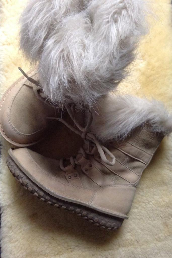 Schoenen > Suede laarzen van Sorel, Autre, Beige, Lage of Enkellaarzen, Ophalen of Verzenden