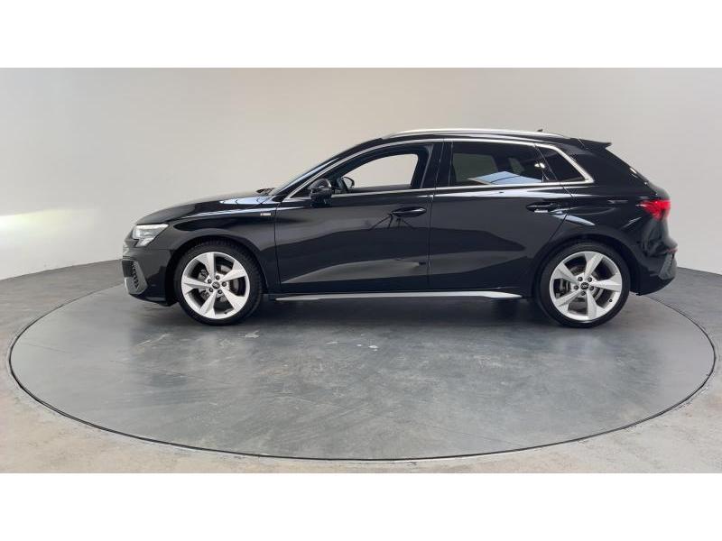 Audi A3 Sportback S-Line, Entreprise, Noir, 5 portes, Automatique