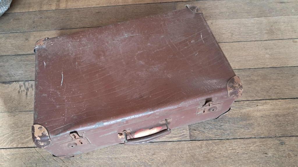 Vielle valise pour déco, Enlèvement, Utilisé, Autres matériaux