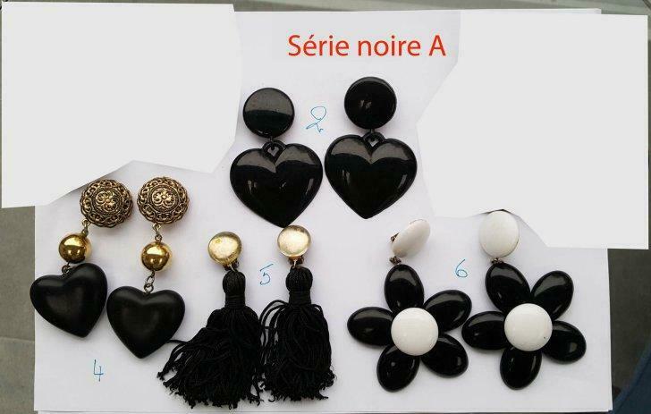 boucle d'oreille clip  longue noire légère 5.50 au choix  A, Gebruikt