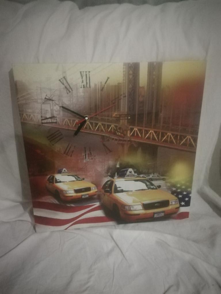 Cadre N-Y 40x40 avec horloge, Enlèvement ou Envoi, Comme neuf