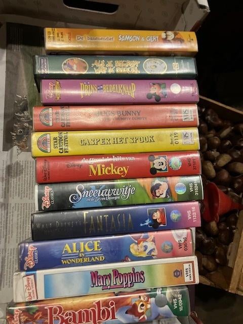 11 CASSETTES VIDÉO VHS BAMBI MARY POPPINS BUGS BUNNY, Enlèvement ou Envoi, Utilisé, Programmes et films pour enfants