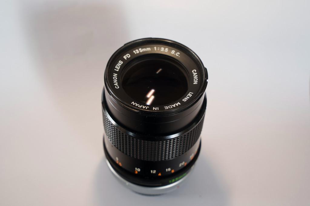 Canon FD 135mm f/3.5, Enlèvement ou Envoi, Comme neuf, Reflex miroir, Canon