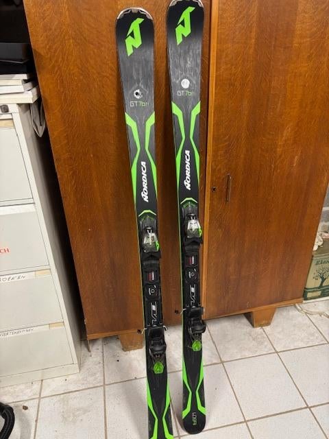 ski, Ophalen, 160 tot 180 cm, Gebruikt, Carve