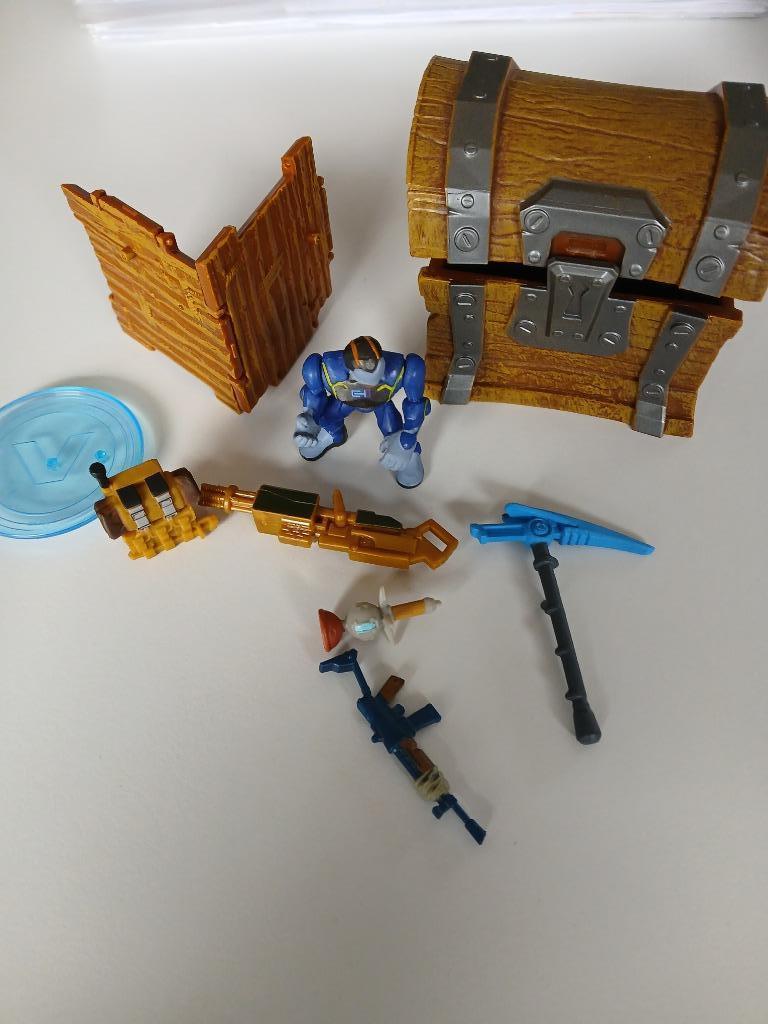 Fortnite Chest, Verzamelen, Ophalen of Verzenden, Zo goed als nieuw