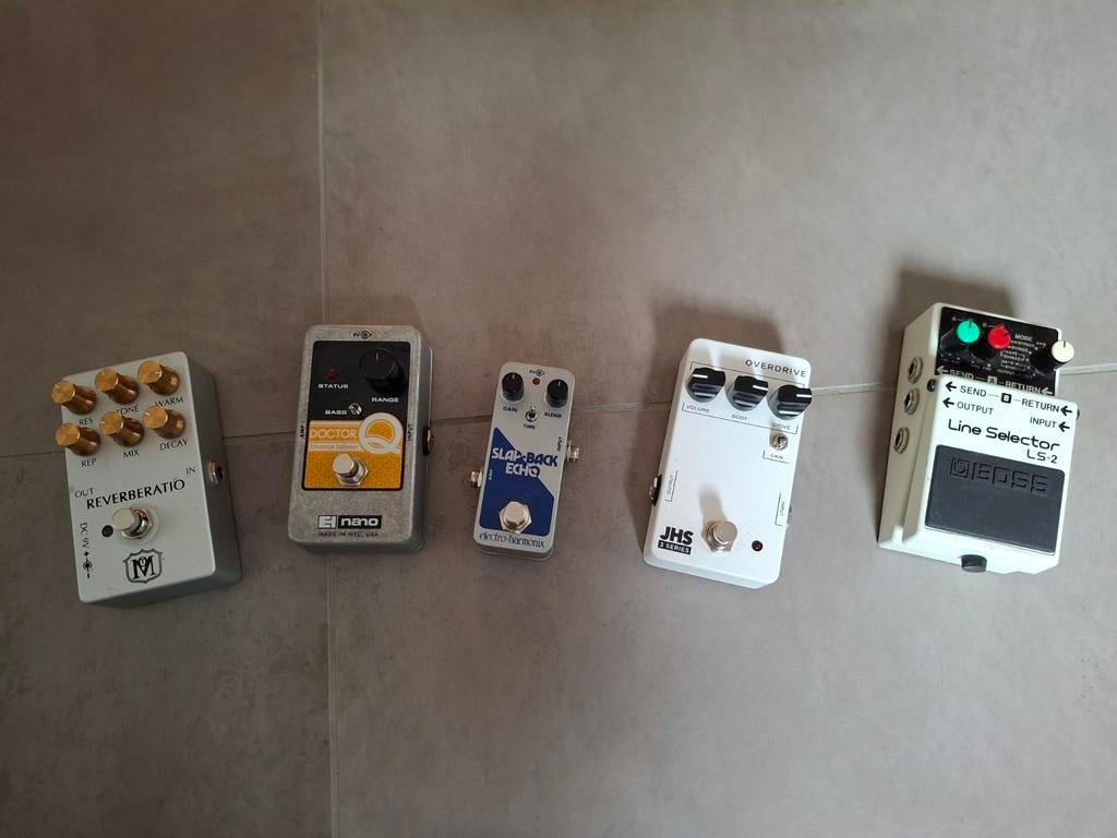 divers effets guitare, Ophalen of Verzenden, Zo goed als nieuw, Reverb